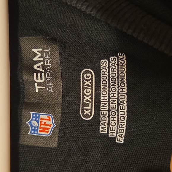 Black Short-sleeve Las Vegas Raiders Logo Tee-shirt - Picture 3 of 5